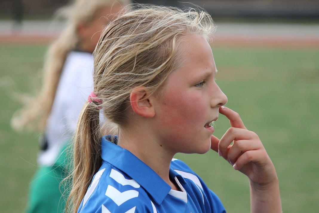 Oefenwedstrijd E2 Almkerk 201.JPG